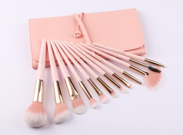 Set of 12 makeup brushes with pointed tail handles